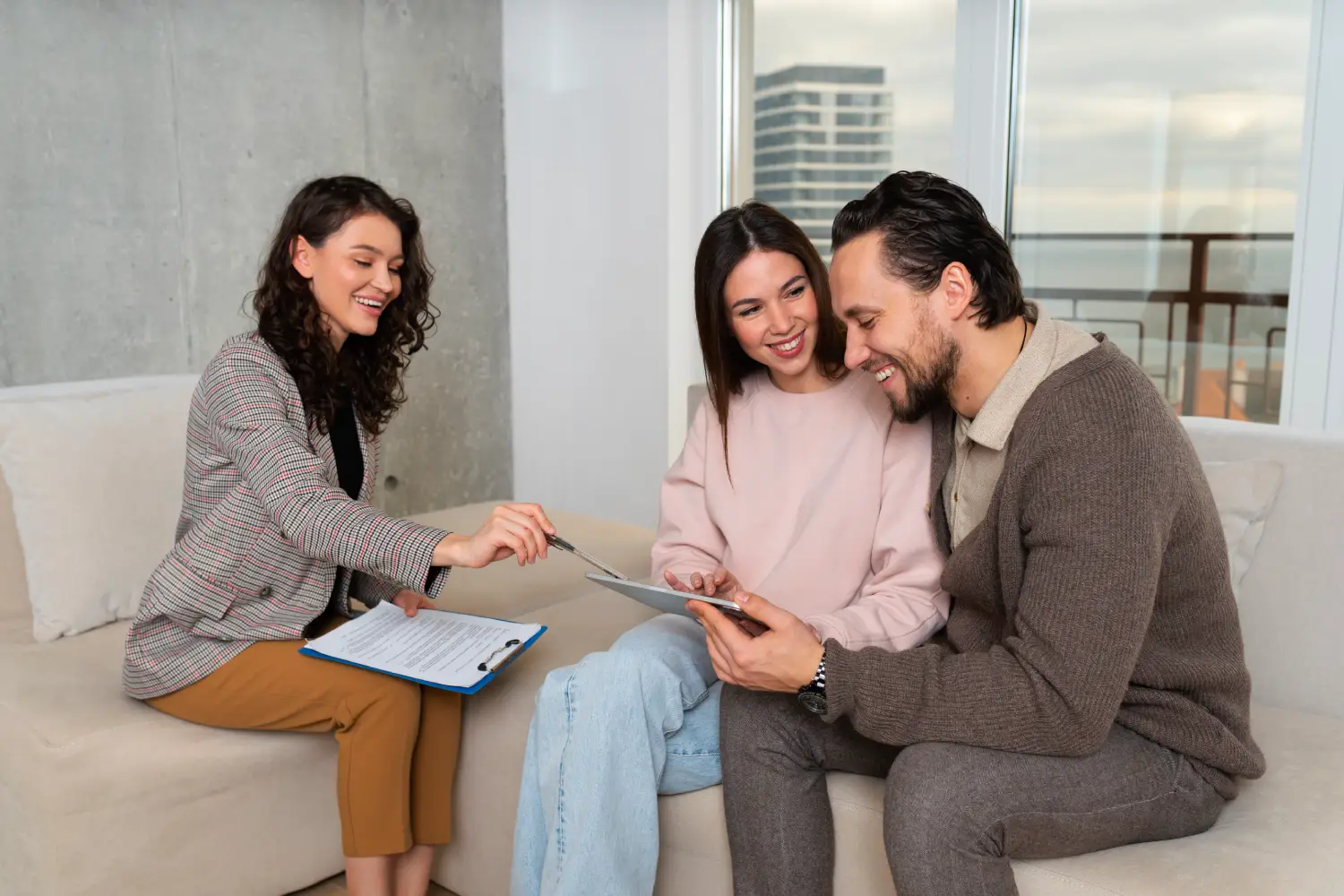side-view-real-estate-agent-presenting-house Property insurance services